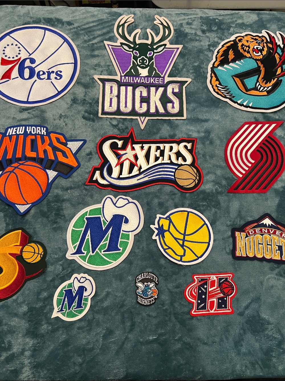 Vintage Assorted NBA Team Patch Lot — Colorful Basketball Logos NEW